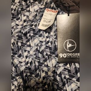 New w/tags Women's Large Active Capris